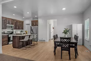 826 W Walnut Bark Ln, Mapleton, UT 84664 - Photo 7