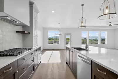 696 S 3500 W #216, West Weber, UT 84401 - Photo 15