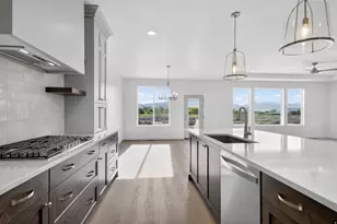 696 S 3500 W, West Weber, UT 84401 - Photo 15