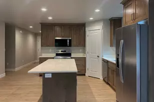1025 S Gramercy Ave, Ogden, UT 84404 - Photo 3