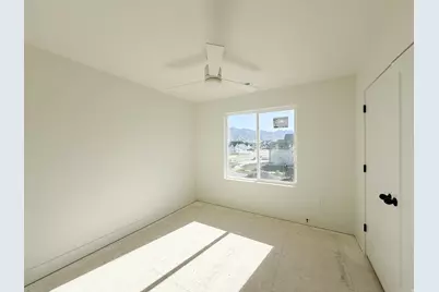 499 W 2030 N #26, Tooele, UT 84074 - Photo 9