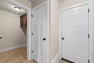 378 N Thurston Ln, Layton, UT 84040 - Photo 37