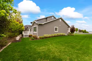 378 N Thurston Ln, Layton, UT 84040 - Photo 43