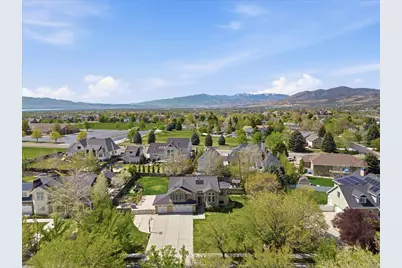 802 S East Mountain Cir, Alpine, UT 84004 - Photo 1