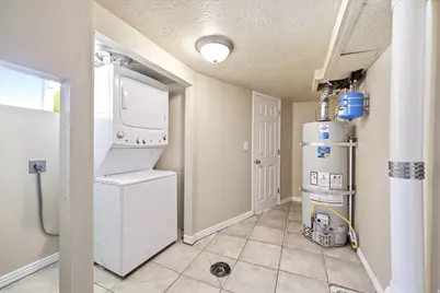 390 E Utah Ave, Tooele, UT 84074 - Photo 15