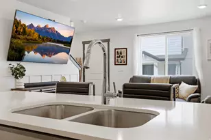 3887 S Sediment Hill Dr, Magna, UT 84044 - Photo 7