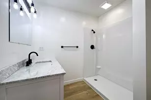 251 S 300 E, Price, UT 84501 - Photo 11
