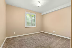 171 S Preston St, Kaysville, UT 84037 - Photo 73