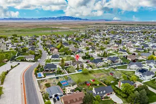 171 S Preston St, Kaysville, UT 84037 - Photo 9