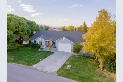 1010 S Anna Ekins Memorial Ln, Genola, UT 84655 - Photo 29