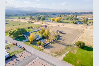 1010 S Anna Ekins Memorial Ln, Genola, UT 84655 - Photo 37