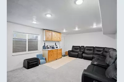 1010 S Anna Ekins Memorial Ln, Genola, UT 84655 - Photo 9
