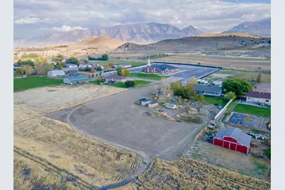 1010 S Anna Ekins Memorial Ln, Genola, UT 84655 - Photo 33