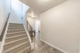 18 W Lady Ln, Bountiful, UT 84010 - Photo 15