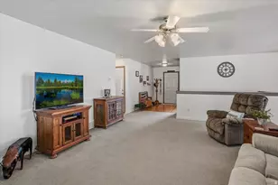 1229 N 2025 W, Layton, UT 84041 - Photo 5
