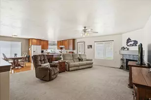 1229 N 2025 W, Layton, UT 84041 - Photo 9