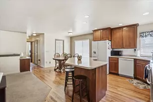 1229 N 2025 W, Layton, UT 84041 - Photo 11