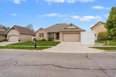 1229 N 2025 W, Layton, UT 84041 - Photo 3