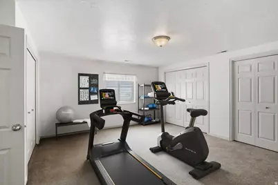 1229 N 2025 W, Layton, UT 84041 - Photo 27