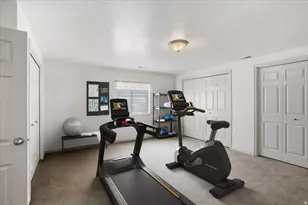 1229 N 2025 W, Layton, UT 84041 - Photo 27