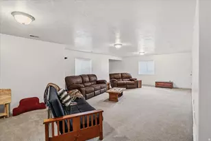 1229 N 2025 W, Layton, UT 84041 - Photo 25
