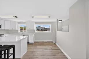 605 W 5735 S, Murray, UT 84123 - Photo 11