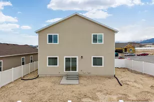 1097 Vegas St W, Grantsville, UT 84029 - Photo 5