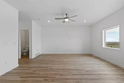 1066 Vegas St W, Grantsville, UT 84029 - Photo 17