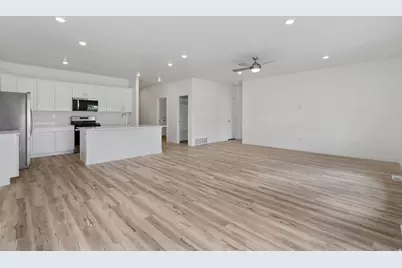 1075 Vegas St W, Grantsville, UT 84029 - Photo 11