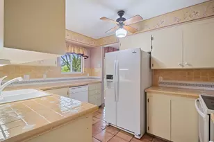 451 E 4800 S, Murray, UT 84107 - Photo 9
