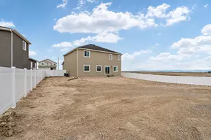 1114 Vegas St W, Grantsville, UT 84029 - Photo 5