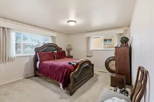 328 E 100 N, Clearfield, UT 84015 - Photo 11