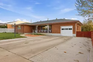 328 E 100 N, Clearfield, UT 84015 - Photo 3