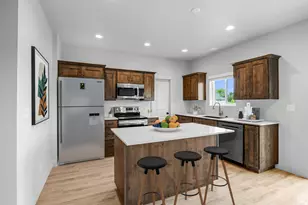 2281 E 320 N, Spanish Fork, UT 84660 - Photo 3