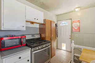 729 N 1300 W, Salt Lake City, UT 84116 - Photo 9