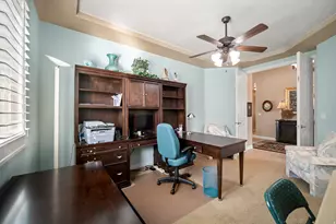 145 S Crystal Lakes Dr, Saint George, UT 84770 - Photo 17