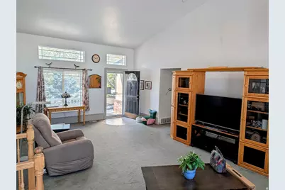 5798 W Moon Shadow Dr, Herriman, UT 84096 - Photo 3