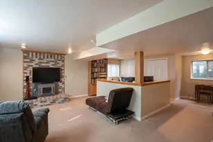 233 S 750 E, Bountiful, UT 84010 - Photo 17