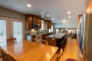 233 S 750 E, Bountiful, UT 84010 - Photo 11