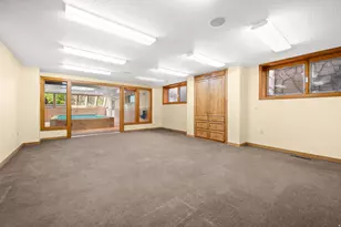 927 N Ensign Vista Dr, Salt Lake City, UT 84103 - Photo 27