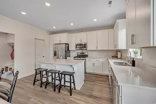 2084 W 2135 S, Woods Cross, UT 84087 - Photo 11