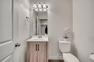 2084 W 2135 S, Woods Cross, UT 84087 - Photo 13