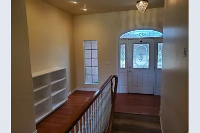 5586 S 250 E, Washington Terrace, UT 84405 - Photo 5