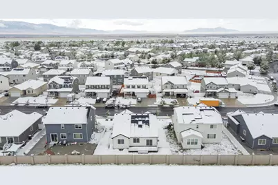 78 E Broxburn Way, Tooele, UT 84074 - Photo 17