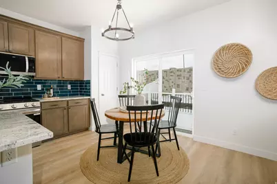 78 E Broxburn Way, Tooele, UT 84074 - Photo 7