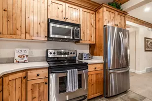 1164 N Village Circle, Midway, UT 84049 - Photo 15