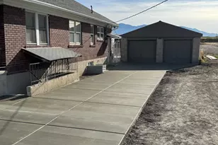909 W Erda Way, Erda, UT 84074 - Photo 9