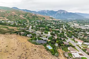 2076 S Scenic Cir E, Salt Lake City, UT 84109 - Photo 65