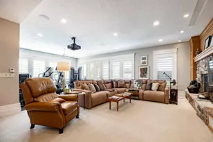 2076 S Scenic Cir E, Salt Lake City, UT 84109 - Photo 27