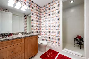 2076 S Scenic Cir E, Salt Lake City, UT 84109 - Photo 35